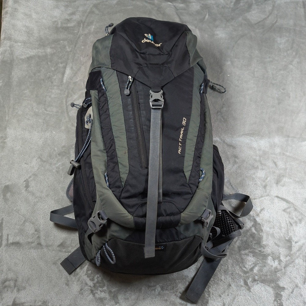 Deuter Act Trail 30 Backpack Rain cover Hiking Outdoor Camping Bag Lumbar Padded